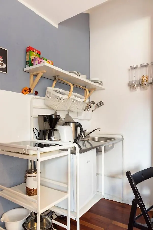 Rosenthaler Calling - Rooftop Apartment+A/C Berlin Daire